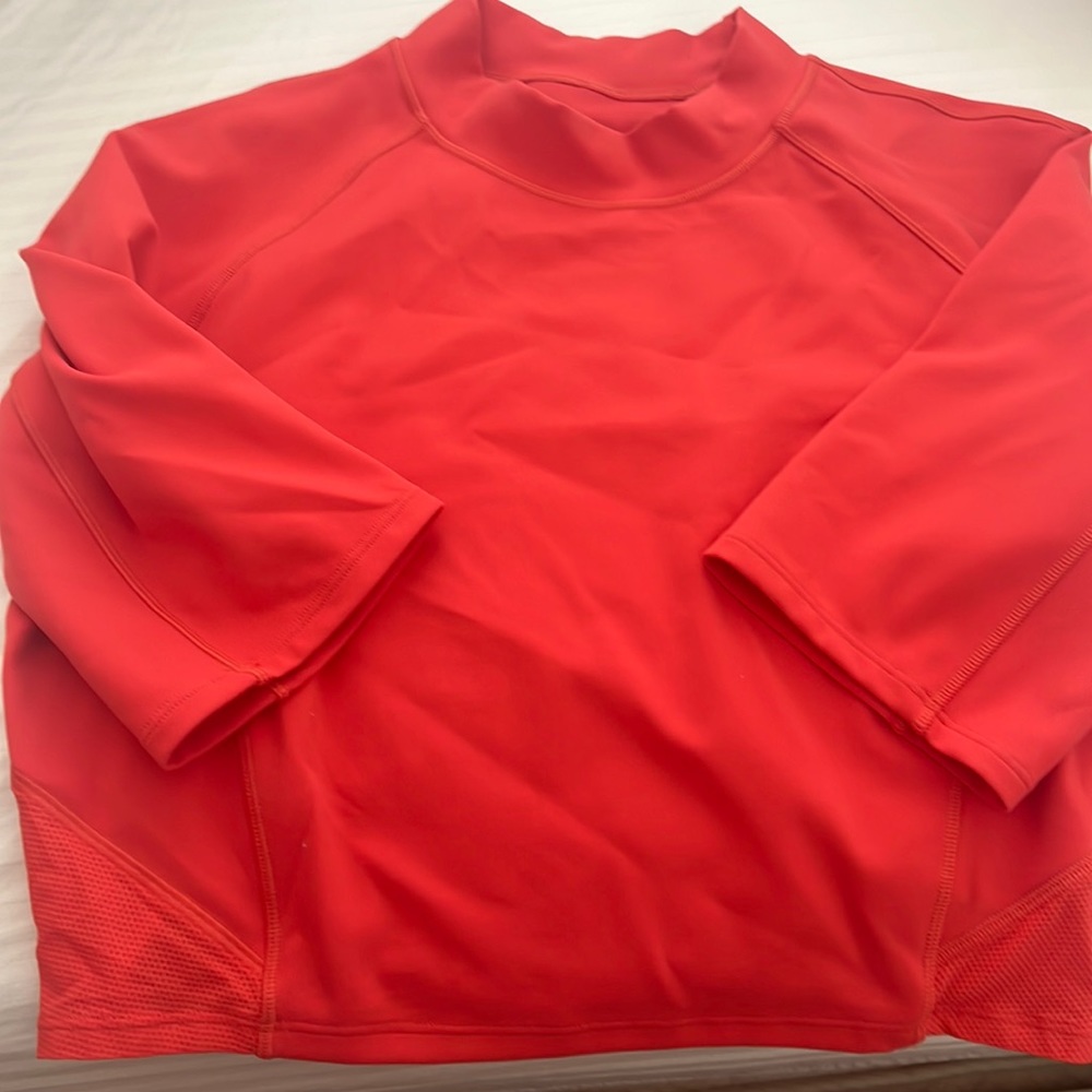 Lululemon top